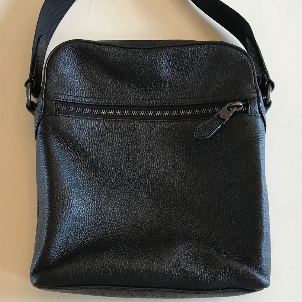 COACH BLACK HOUSTON FLIGHT BAG - Picture 4 of 12